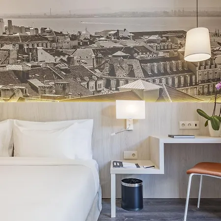 Exe Liberdade Otel 3*
